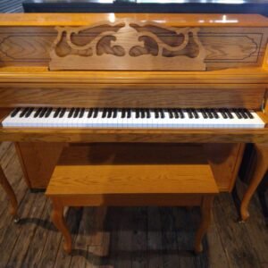 1990 Samick Model JS-143 Golden Oak 43" Console Piano $2,699